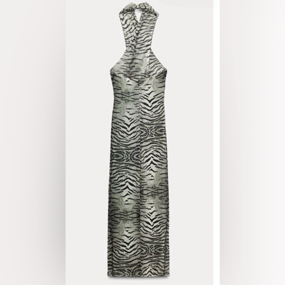 Zara NWT Animal Print Tulle
Long Dress White Black
Women's Size, L - Picture 4 of 12